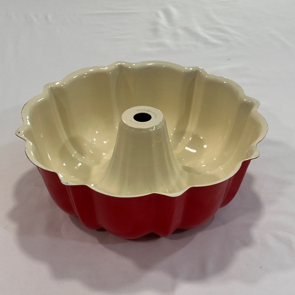 Nordic Ware Classic Fluted Bundt Pan Red 10.25 Inch Cast Aluminum | Cottagecore